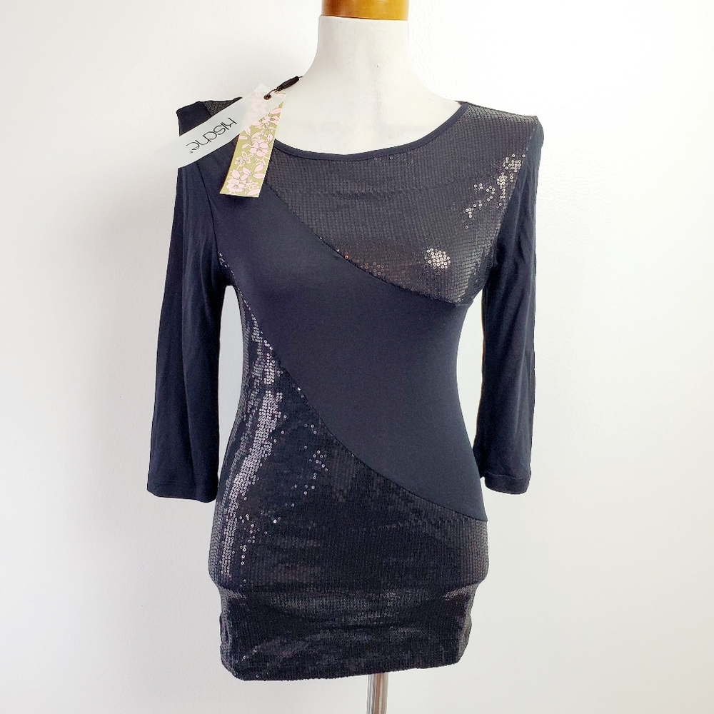 Kische medium sequin top nwt